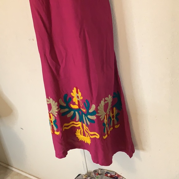 H.W Egypt cotton pink embroidered dress - Picture 3 of 7